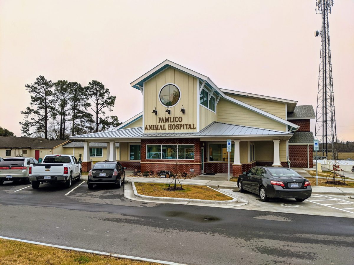 Healthcare Pamlico Veterinary Hospital East Bound Mechanical